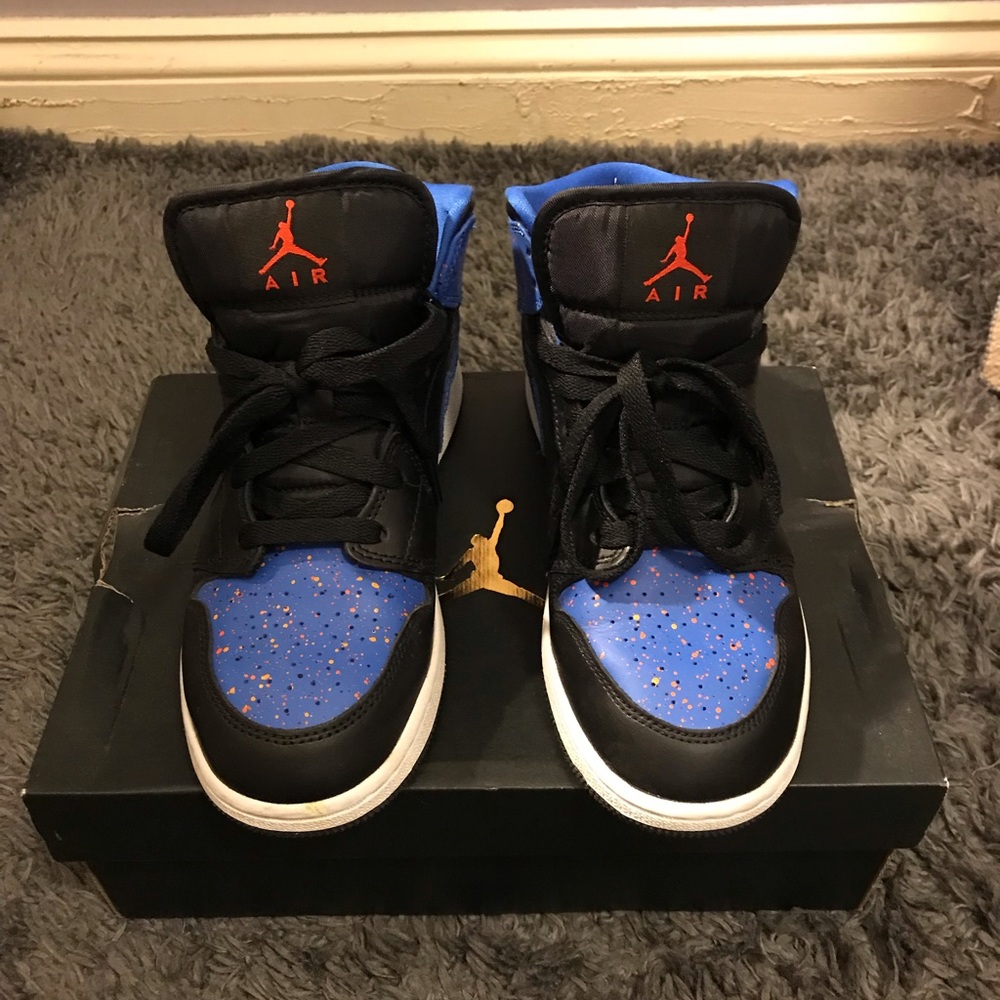 Jordan 1 mid royal paint splatter
